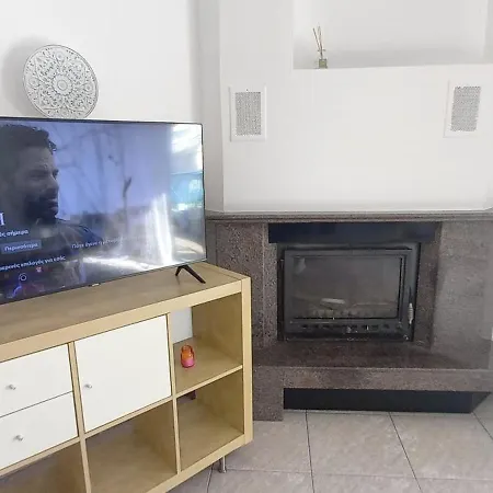 Comfortable Near Skg Airport *