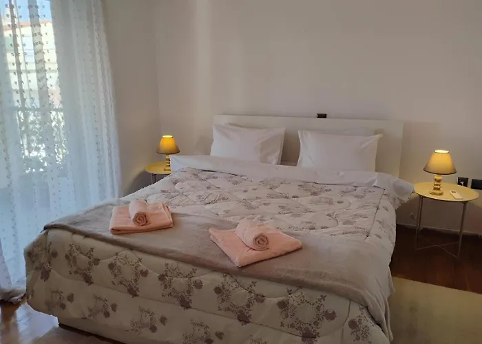 Comfortable Near Skg Airport