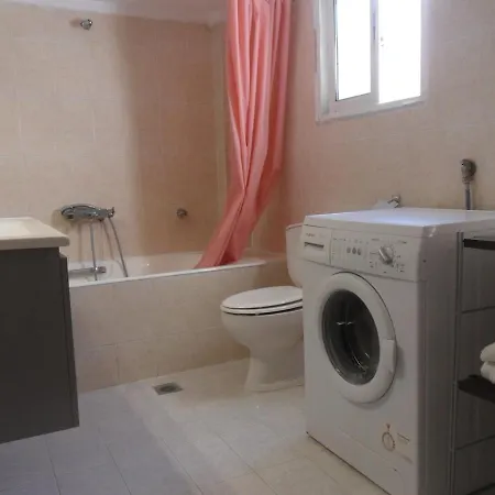 Lejlighed Comfortable Near Skg Airport Thérmi