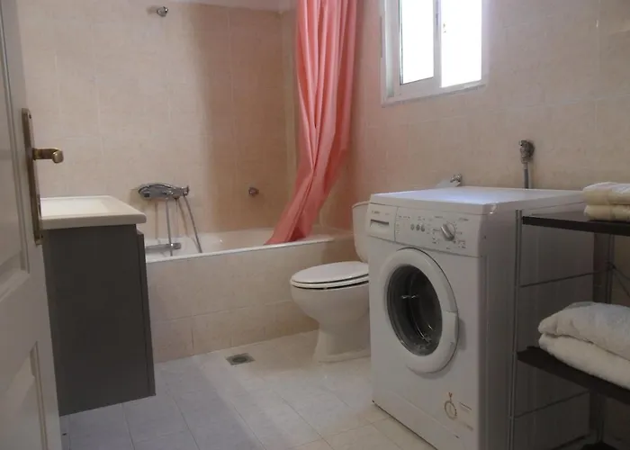 Daire Comfortable Near Skg Airport Thérmi